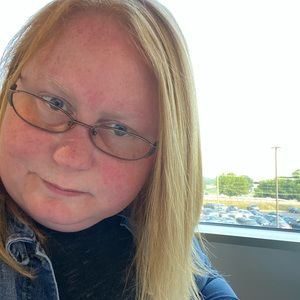 Meet your Posher, Shirley